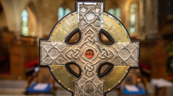 Reliquias de la cruz de Jesucristo encabezará procesión de coronación de Carlos III