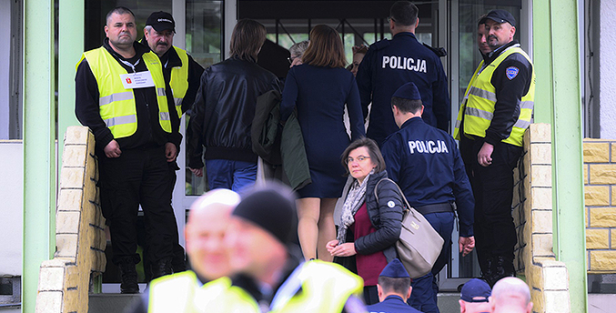 Rusia promete represalias a Polonia tras la confiscación de edificio escolar