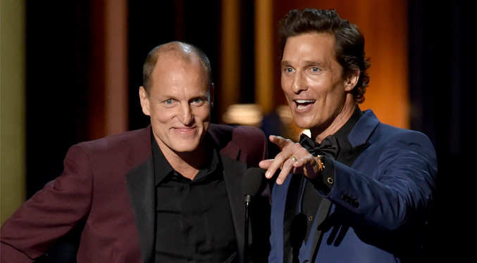 Matthew McConaughey y Woody Harrelson sospechan que pueden ser hermanos