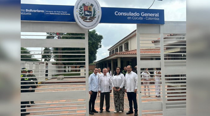 Consulado de Venezuela en Cúcuta reabrió sus puertas