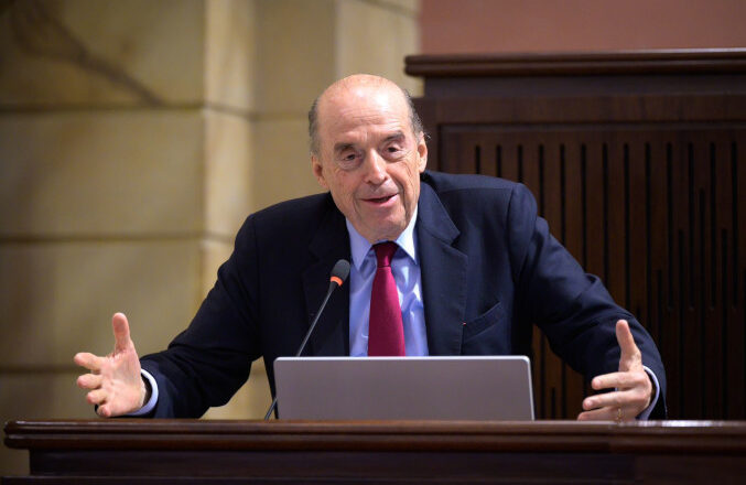 Confirman destitución e inhabilitación política contra excanciller colombiano Álvaro Leyva