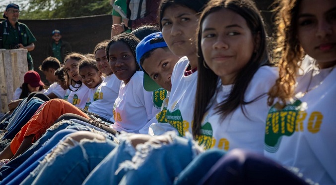 Programa Construyendo Futuro ayuda a jóvenes de Maracaibo a “enfocarse en sus metas”