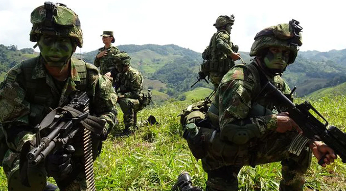 Al menos tres miembros del Clan del Golfo caen en operación conjunta del ejército colombiano