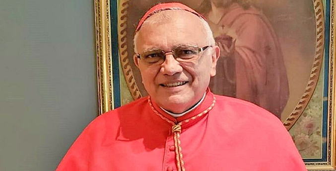 Cardenal Baltazar Porras: La sociedad debe ser más estricta con quienes negocian con las necesidades de otros