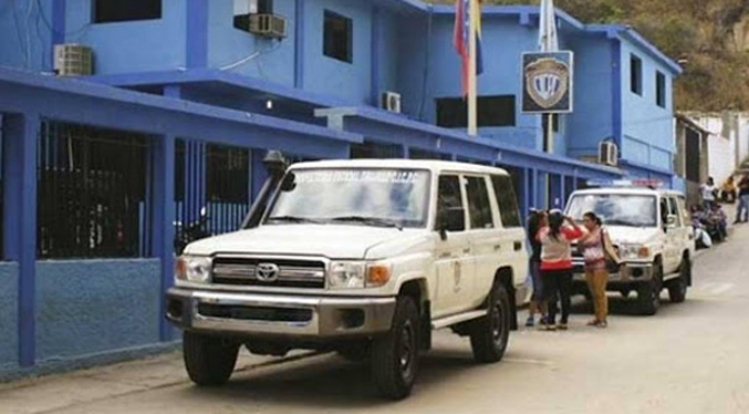 Sujeto mata a su hijastro de seis años tras asestarle una cuchillada