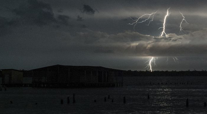 Inameh pronostica chubascos con descargas eléctricas al sur del lago de Maracaibo