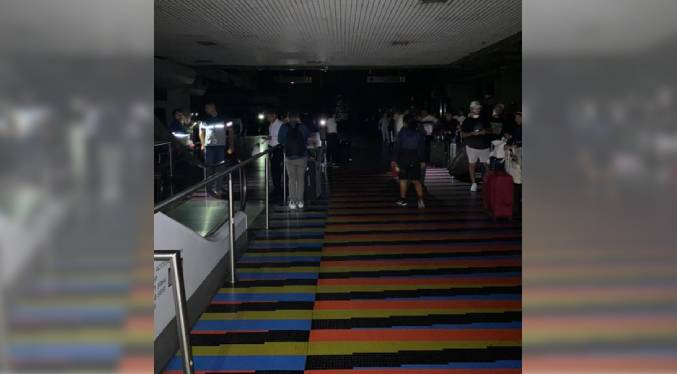 Falla eléctrica paraliza las actividades del Aeropuerto de Maiquetía desde la noche del 20-M