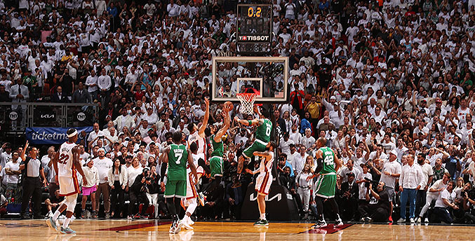 Los Celtics consiguen otro milagro ante Miami y fuerzan el juego 7