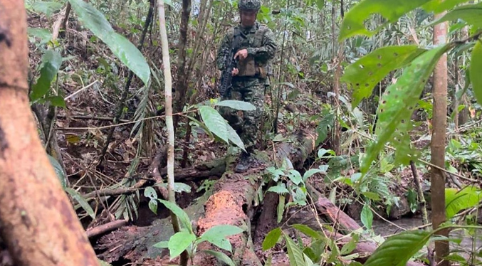 Ejército colombiano: Pasamos cerca de 100 metros de los niños desaparecidos en la selva