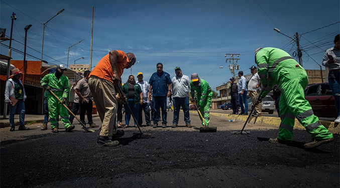 Plan de Bacheo llega a Los Estanques luego de ocho años de abandono