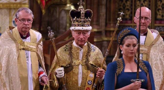 Coronación de Carlos III alcanzó audiencia máxima de 20 millones en el Reino Unido