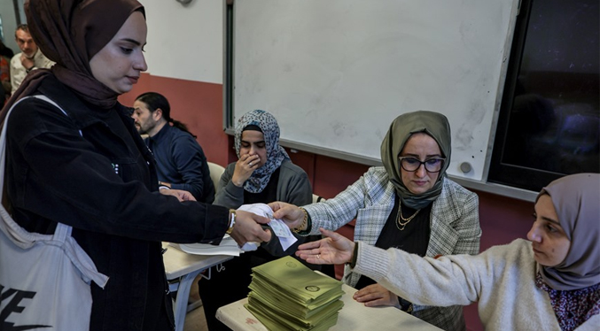 Turquía está encaminada por primera vez en la historia a una segunda vuelta electoral