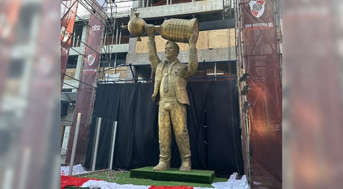 River Plate inaugura estatua en homenaje a Marcelo Gallardo (Video)