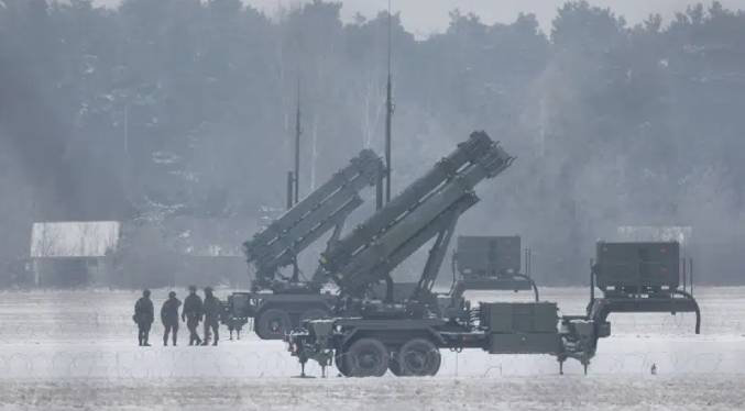 Ucrania derriba misil hipersónico ruso con el sistema Patriot de EEUU