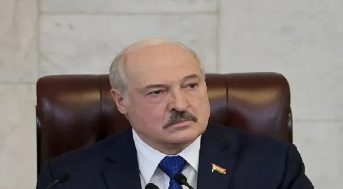 Muere en prisión hombre condenado por publicar una caricatura de Lukashenko