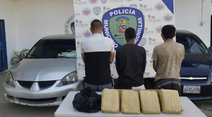 PoliLagunillas detiene a tres hombres con más de cuatro kilos de marihuana