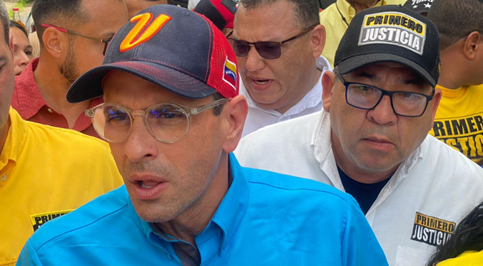 Capriles desde Zulia: No es posible que la genté este pasando roncha por gasolina