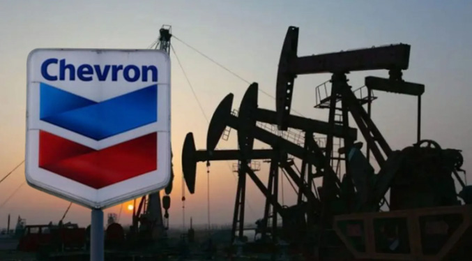 Chevron reduce sus beneficios un 40 % en 2023, hasta 21.369 millones de dólares