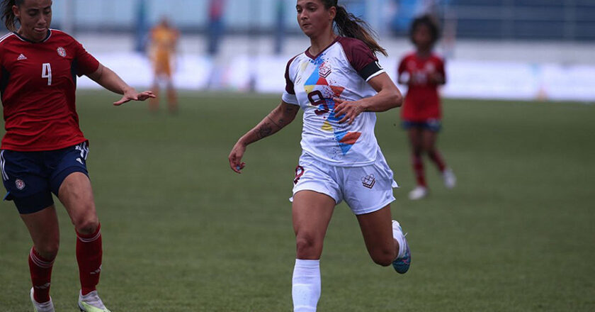 Deyna Castellanos dice presente en los Juegos Centroamericanos San Salvador 2023 con un golazo