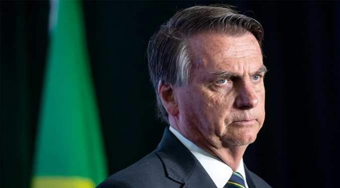 Bolsonaro se disculpa por divulgar desinformación sobre las vacunas anticovid