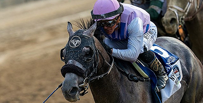 Jockey venezolano Javier Castellano venció en el Belmont Stakes de EEUU