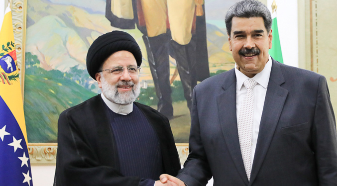 Maduro sostiene una reunión privada con el presidente de Irán