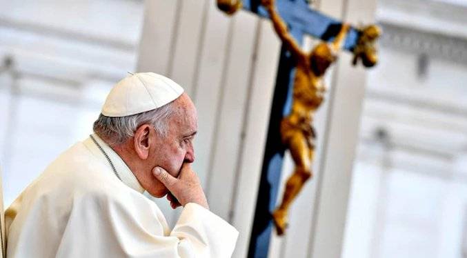 El papa Francisco pide evitar la corrupción al recaudar donativos para el Vaticano