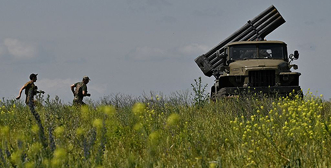 Ucrania reivindica lentos avances cerca de Bajmut tras fuertes combates