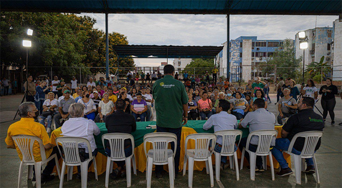 Alcaldía de Maracaibo arrancará impermeabilización de bloques en Gallo Verde