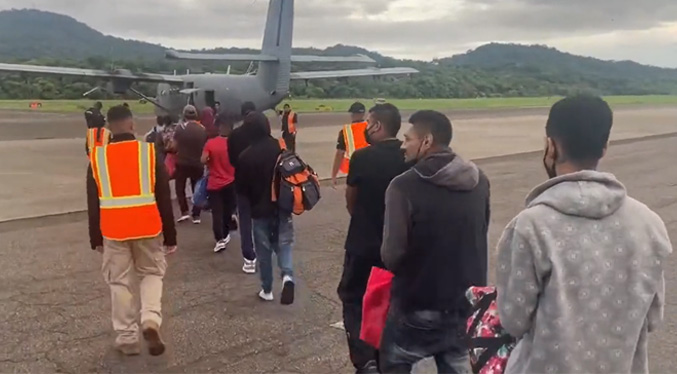 Panamá deporta a 12 colombianos por representar «un peligro» para el país