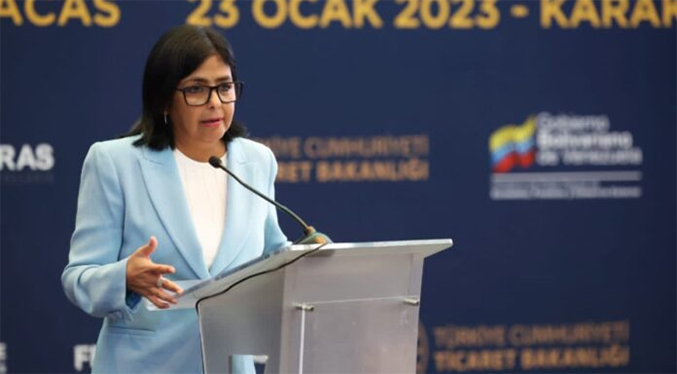 Delcy Rodríguez insta a la unión de los países del Caricom