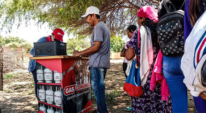 Gobierno Bolivariano realiza jornada de recarga de cilindros de GLP en Mara