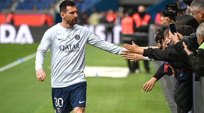 PSG confirma la salida de Leo Messi