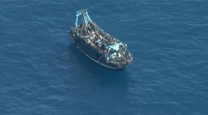 Al menos 78 migrantes muertos en naufragio en el mar Jónico