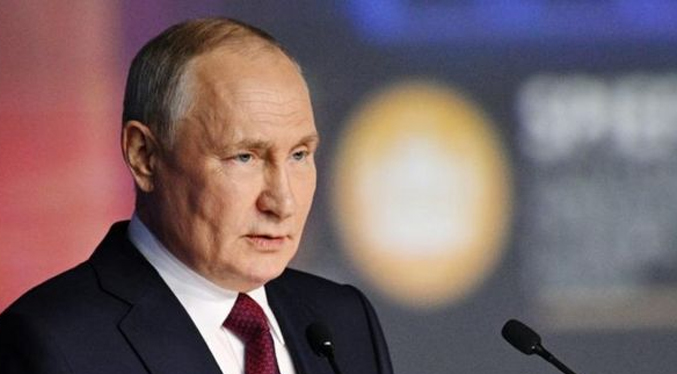 Putin: Cualquier revuelta es una amenaza mortal