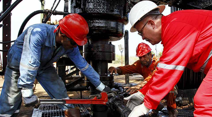 Afirman que producción de petróleo venezolano aumentó en mayo