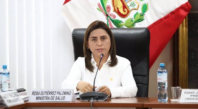 Ministra de Salud peruana dimite en medio del peor brote de dengue en la historia reciente del país