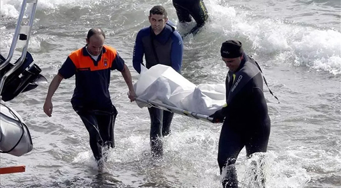 Rescatan a 162 inmigrantes cuando intentaban alcanzar costas españolas