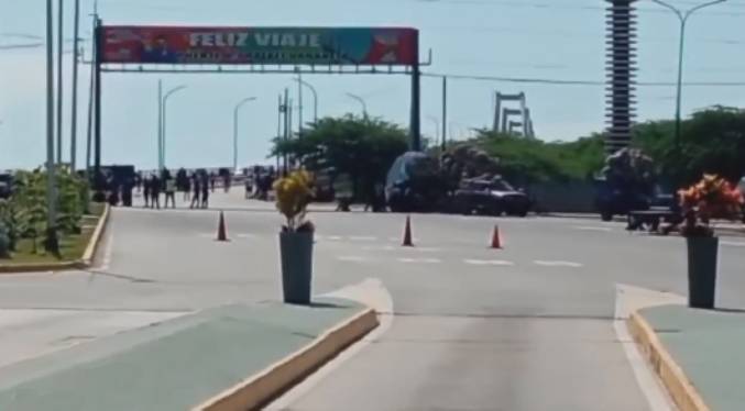Yukpas retoman acción de cierre del puente sobre el Lago de Maracaibo