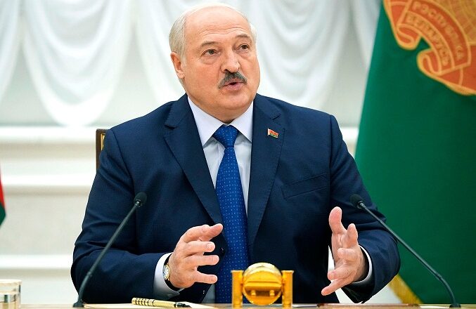 Lukashenko dice no preocuparse por Wagner al que podrá utilizar para la defensa del país