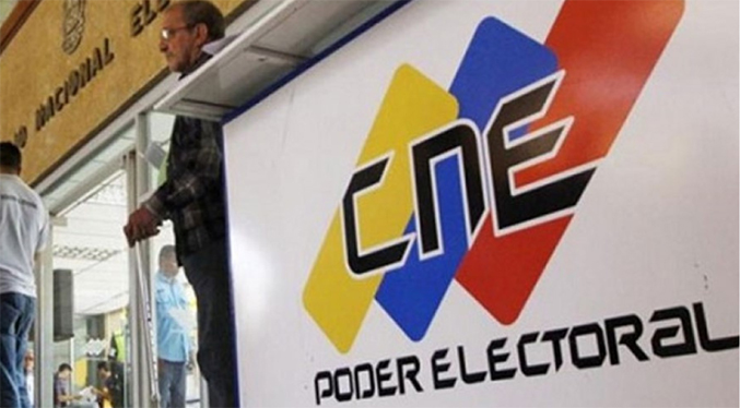 Súmate: Comité de Postulaciones debe excluir a candidatos al CNE con vinculación política