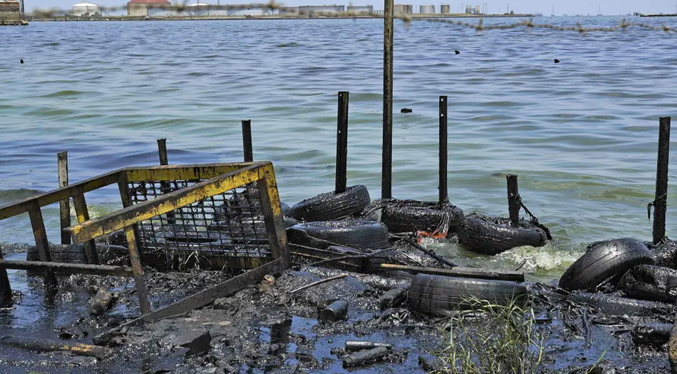 Dos municipios de Zulia presentan las mayores fugas de petróleo en el Lago