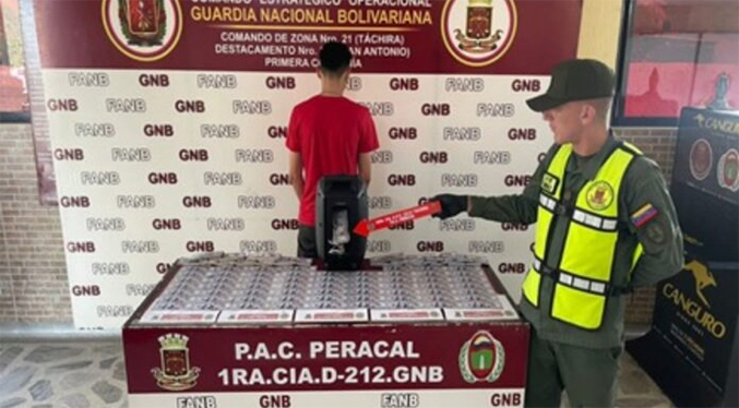Detienen a un hombre con 148  mil dólares falsos en Táchira