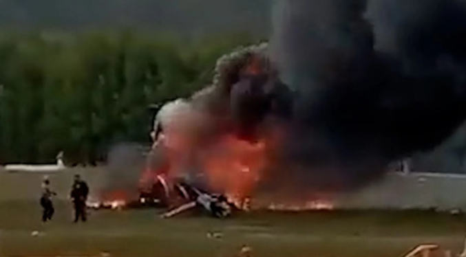 Seis personas perdieron la vida en un accidente de helicóptero con turistas en Siberia