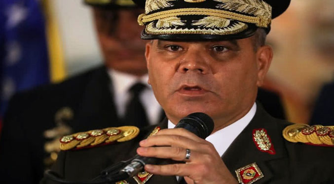 Padrino López ascienden a coronel y capitán de navío a 442 oficiales de la FANB