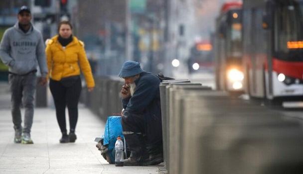 La pobreza desciende en Chile hasta 6,5 %, la cifra más baja de la historia