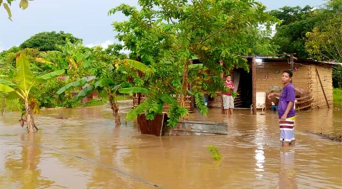 Lluvias generaron anegaciones de viviendas en Aragua