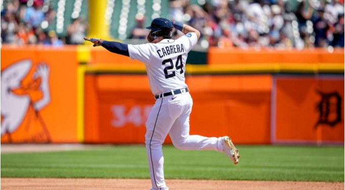 Miguel Cabrera conecta un nuevo sencillo para seguir escalando posiciones en la MLB