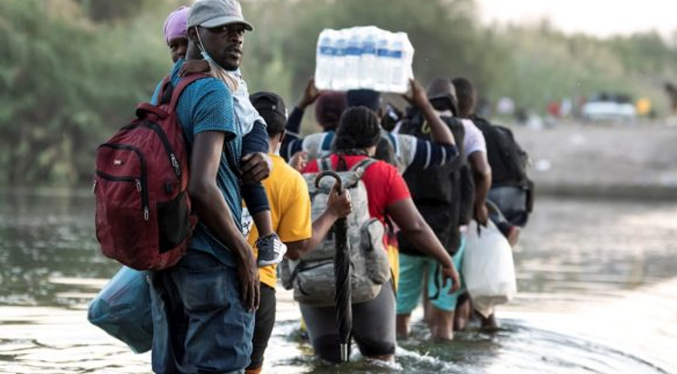 Interpol lanza junto a la ONU un proyecto contra el tráfico de migrantes en América