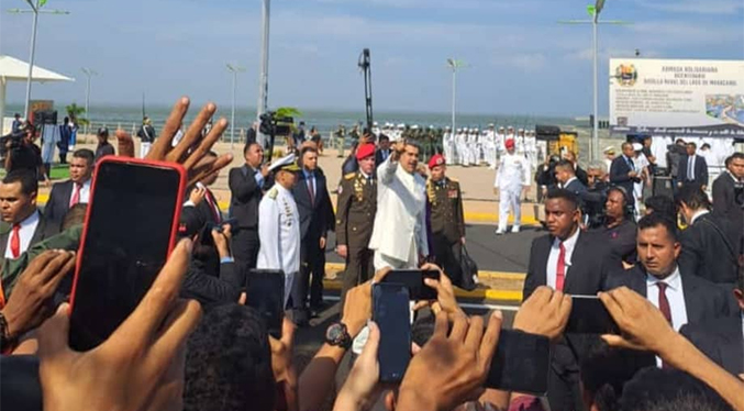Maduro llega a la Vereda para los actos conmemorativos de la Batalla Naval del Lago